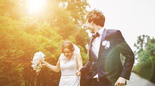 十年婚姻尽做土,土中生花见证爱情坚韧